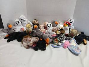 lot 3420 image: Ty Beanie Babies