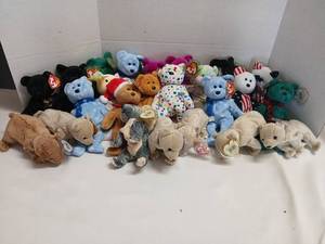lot 3443 image: Ty Beanie Babies