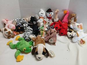 lot 3448 image: Ty Beanie Babies