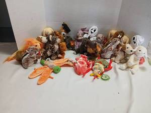 lot 3450 image: Ty Beanie Babies