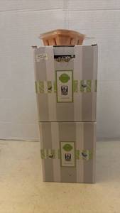 lot 7029 image: Scentsy O Christmas Tree Warmer Bundle with Pink Coconut Wax Bar