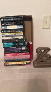 lot 7048 image: Mixed Fiction & Non-Fiction Books with Bookend