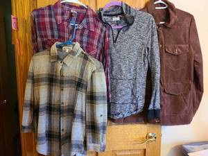 lot 7105 image: Ladies long sleeve tops, sizes M, L