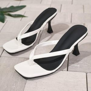 lot 19599 image: Womens Kitten Heels Sandals Square Open Toe Flip Flop Heels Heeled Sandals SIZE 10W