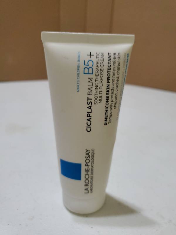 lot 63068 image: La Roche-Posay Cicaplast Balm B5 Soothing Therapeutic Multi-Purpose Cream - Retail $12