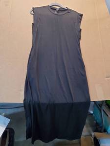 lot 17181 image: Black Sleeveless Maxi Dress XS - Retail $15