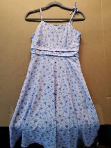 lot 17183 image: Purple Floral Spaghetti Strap Sundress M - Retail $20