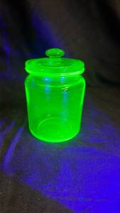 lot 801 image: Green Uranium Glass Canister with Lid