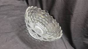 lot 809 image: Clear Glass Serving Bowl with Diamond Pattern - Manganese Glow.