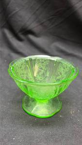 lot 812 image: Green Depression Uranium Glass Footed Desert Bowl with Floral Pattern