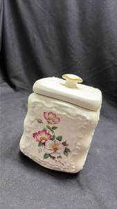 lot 822 image: Ceramic Tea Caddy with Floral Pattern