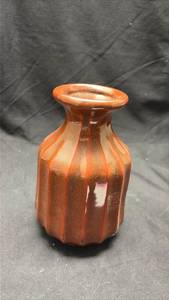 lot 835 image: Orange Ceramic Vase with Ribbed Design