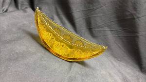 lot 855 image: Yellow Glass Decorative Boat Bowl with Fan Pattern