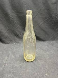 lot 871 image: Pepsi Cola 1940��s Era Golden Leaf Embossed Glass Soda Bottle