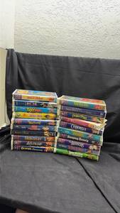 lot 887 image: 20 Disney VHS Movie Collection - Classic Family Films