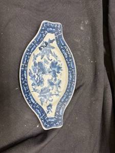 lot 912 image: Blue and White Porcelain Oval Serving Dish with Floral Pattern