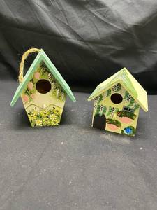 lot 945 image: Hand-Painted Wooden Decorative Birdhouse Set of 2