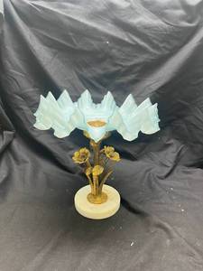 lot 968 image: Balboa Venetian Glass Blue Ruffled Bowl on Gilt Floral Marble Base