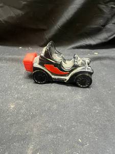 lot 989 image: Avon Wild Country After Shave Antique Car Decanter