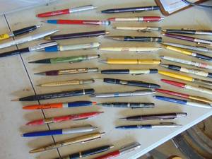 lot 3225 image: Selection of Pens