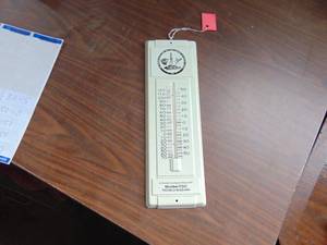 lot 3243 image: Metal Thermometer - Canton