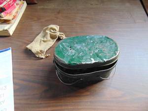 lot 3246 image: Tin with assorted Marbles
