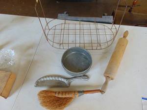 lot 3255 image: Rolling Pins - Dust collector and Canning Jar Holder for Boiler