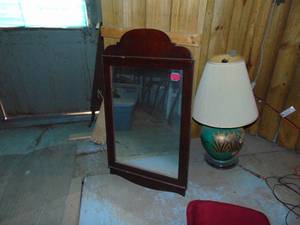 lot 3350 image: Dresser Mirror - Framed - -