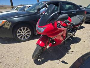 lot 5407 image: 2006  Kawasaki Ninja 650R  Red