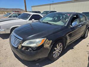 lot 5408 image: 2014  Chrysler 200  Black