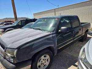 lot 5420 image: 2005  Silverado 1500 Crew Cab  Green