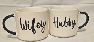 lot 100 image: Hubby &amp Wifey Ceramic Coffee Mug Set&nbsp