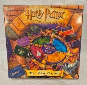 lot 163 image: Harry Potter and the Sorcerers Stone Trivia Game by Mattel&nbsp