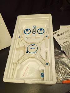 lot 1028 image: Syma X5UW 720P WiFi RC Quadcopter Drone with Remote Control - Retail $45