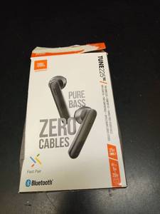 lot 1034 image: JBL Tune 225TWS True Wireless Earbuds - Retail $30