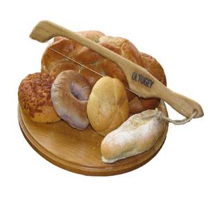 lot 1098 image: BREAD SLICER ISLICE.ca Serrated Bread Knife - Solid Oak Bow Bread Cutter for Homemade Bread - 17 inch - Easy Grip Handle For Slicing Bagels, Sourdough Loaf, Baguette - Premium Kitchen Gift - Retail $19