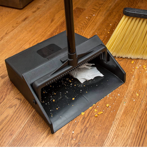 lot 4053 image: Standing Dustpan Dust Pan with Handle, Serrated Edge, Pivoting Pan Design, for Home, Kitchen, Lobby, or Office, Plastic, Black - Retail $20