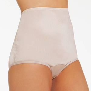 lot 4125 image: Vanity Fair Perfectly Yours Ravissant Nylon Full Brief Underwear 15712, 8 - Retail $35