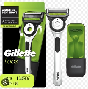 lot 4136 image: Gillette Labs Exfoliating Razor with Travel Case - Retail $13