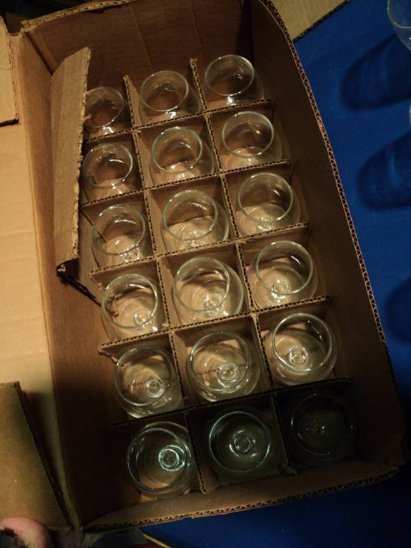 lot 4336 image: (23) ct lot Anchor Hocking 6 oz Brandy Snifters