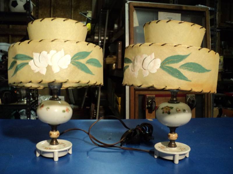 lot 4385 image: (1) pair of vintage lamps,  Rice Paper Shades, 14 tall, lamps are wired to one plug