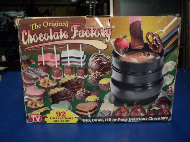 lot 4409 image: The Original Chocolate Factory Chocolate Making Kit, open box