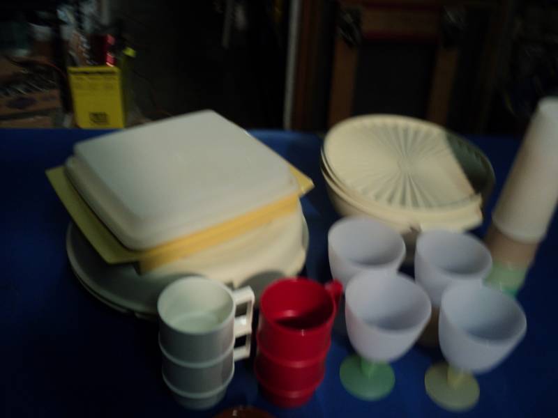 lot 4417 image: (18) ct. mixed lot Tupperware, Serving dish, egg carrier, tumblers, mugs and more