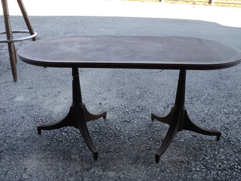 lot 4454 image: Vintage Oval Wooden Table  40 x 20 x 19-12, will need to be refinished
