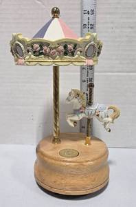 lot 516 image: Musical Carousel Horse Music Box.  Winds up, horse moves & music plays