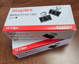 lot 530 image: Staples Medium Binder Clips Black 12 Count - 2 Boxes - Retail $8
