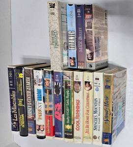 lot 560 image: Miscellaneous Family DVDs content untested