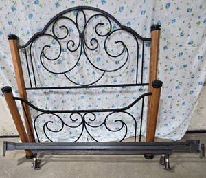 lot 576 image: Scrollwork Iron and Wood Twin Size Bed Frame