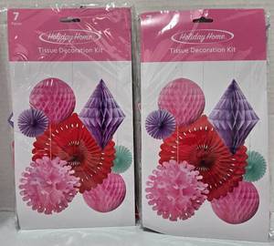 lot 604 image: (2) Its Party Time Holiday Home Tissue Paper Decoration Kit 7 Pieces - Retail $5