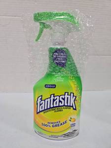 lot 607 image: Fantastik All-Purpose Cleaner  Lemon Scent  32 Ounce Trigger Bottle